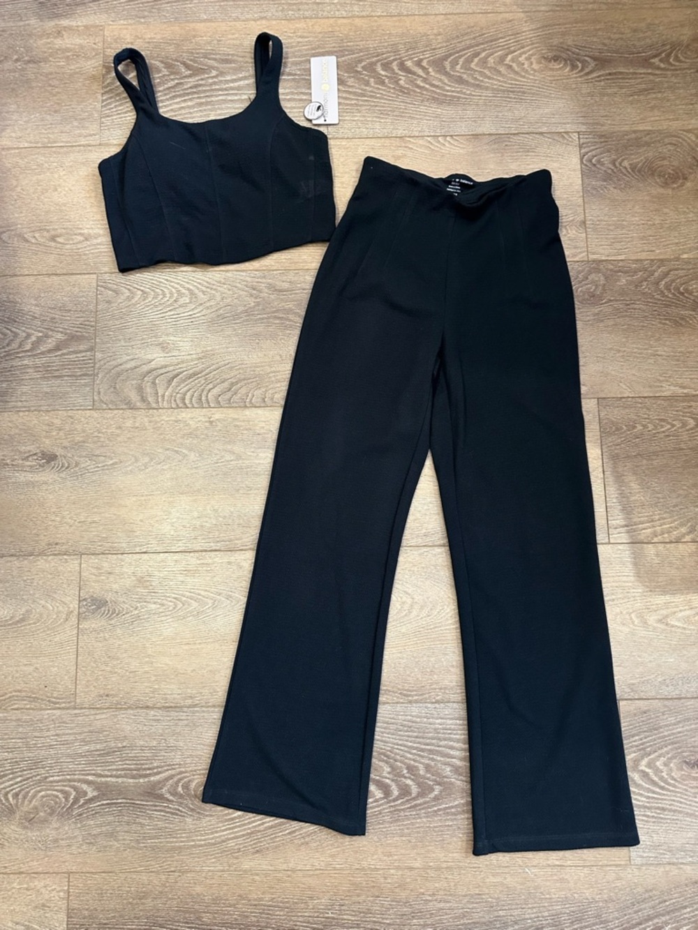 Sleek Black Wide-Leg Pants with Matching Crop Tank sz M